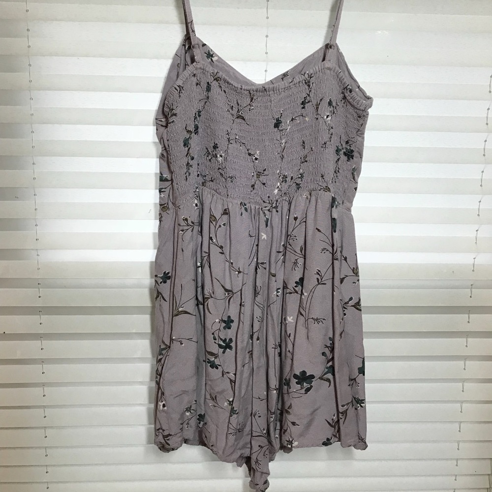 Purple, patterned romper - Picture 2 of 3
